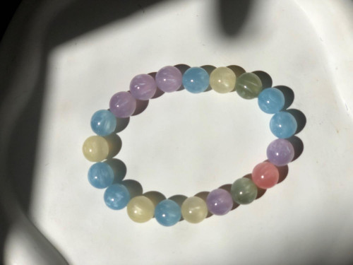 Magic Chameleon Color-Changing Beaded Bracelet (UV Reactive)