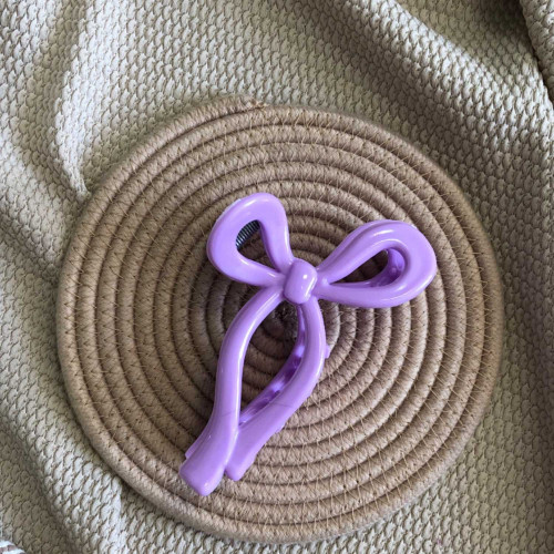 Fancy hair clips with Papion design in various colors