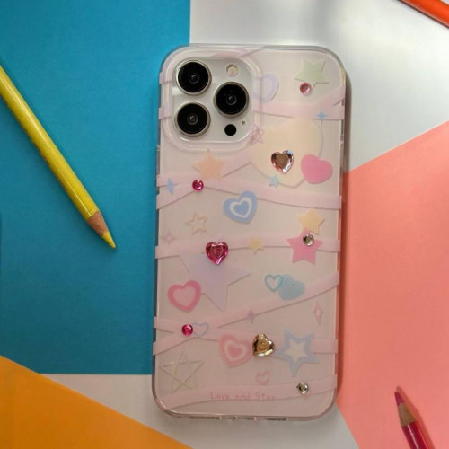iPhone 13 Pro Max and diamond heart case