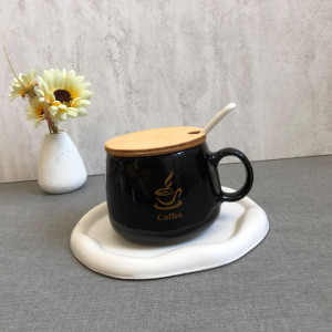 ماگ ساده مشکی درب چوبی طرح کافی